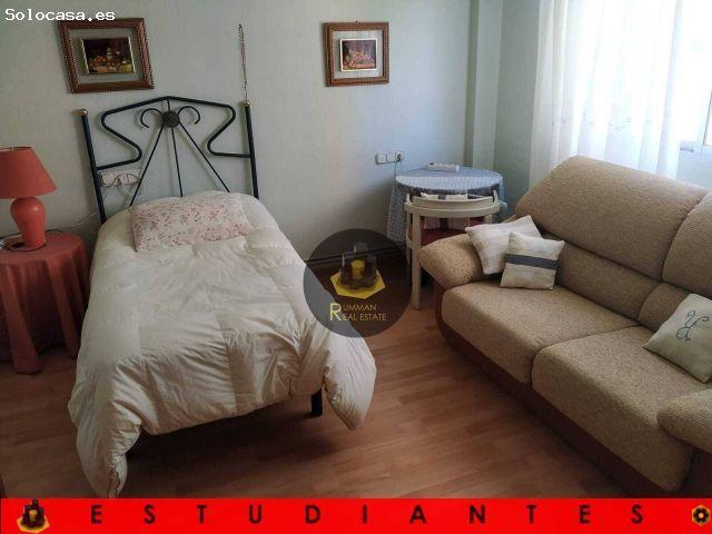 EST / Pso de CUATRO dormitorios, zona Cartuja