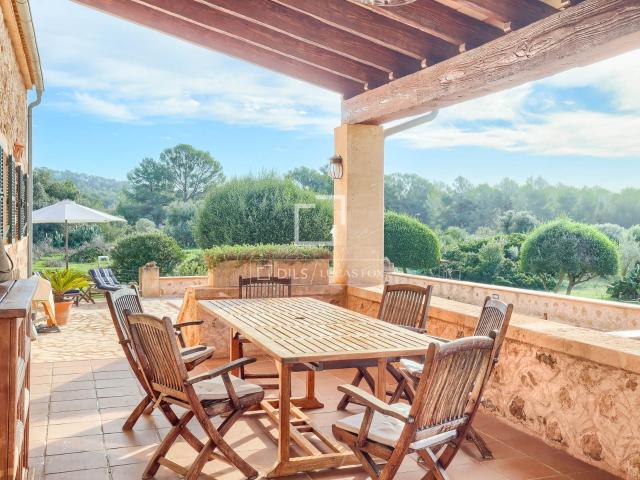 Esta casa de campo en venta en Puntiró, Mallorca, es una opo. 172m² La Casa Blanca