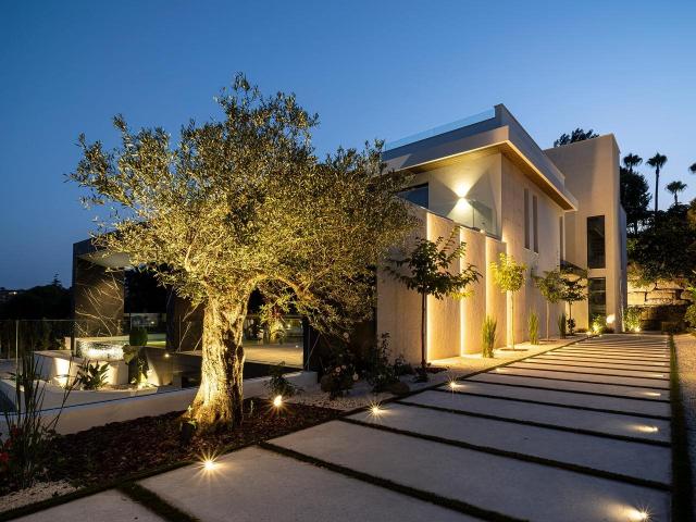 Esta excepcional villa en El Paraíso Alto, Estepona, represe. 1182m² Benahavís