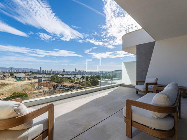 Esta encantadora vivienda ofrece un estilo de vida excepcion. 232m² Finestrat
