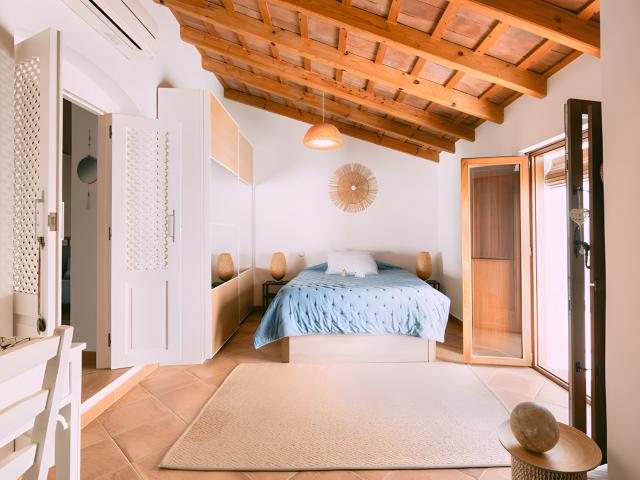 Esta encantadora y espaciosa casa adosada se encuentra en el. 153m² Estepona