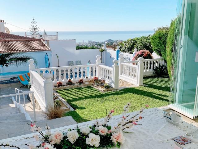 Esta es una rara oportunidad de adquirir una villa mediterrá. 232m² Benalmadena Costa