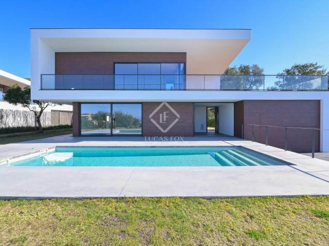 Esta espectacular villa de diseño moderno en venta en la Cos. 381m² Platja d'Aro