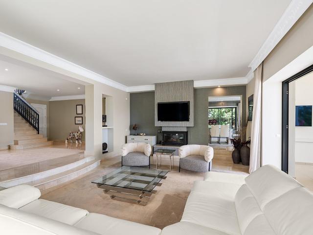 Esta hermosa villa andaluza está situada en la prestigiosa u. 467m² Marbella