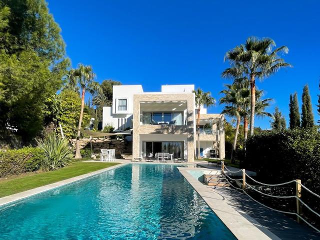 Esta impresionante villa de 5 dormitorios en la exclusiva zo. 527m² Benahavís