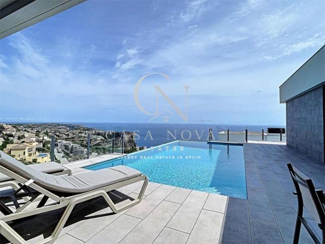 Esta impresionante villa es un verdadero refugio de paz y be. 298m² Cumbres de Alcalali