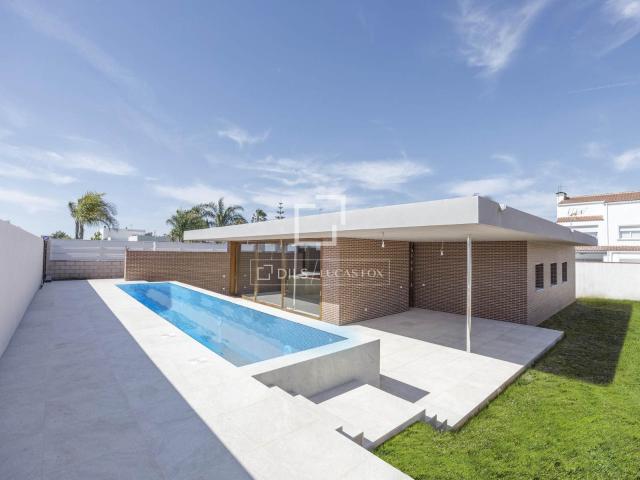 Esta increíble villa se encuentra en una calle tranquila y b. 216m² Riba Roja de Turia