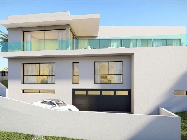 Esta villa casi terminada en Costa d'en Blanes ofrece una ub. 400m² Costa d'En Blanes