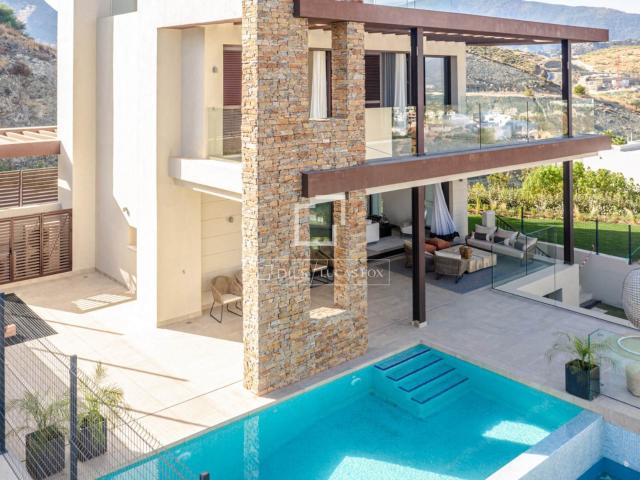 Esta villa en Benahavis combina un diseño contemporáneo, int. 603m² Benahavís