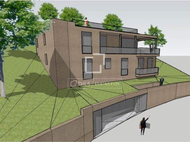 Esta vivienda unifamiliar de obra nueva se sitúa en la urban. 387m² Lloret de Mar