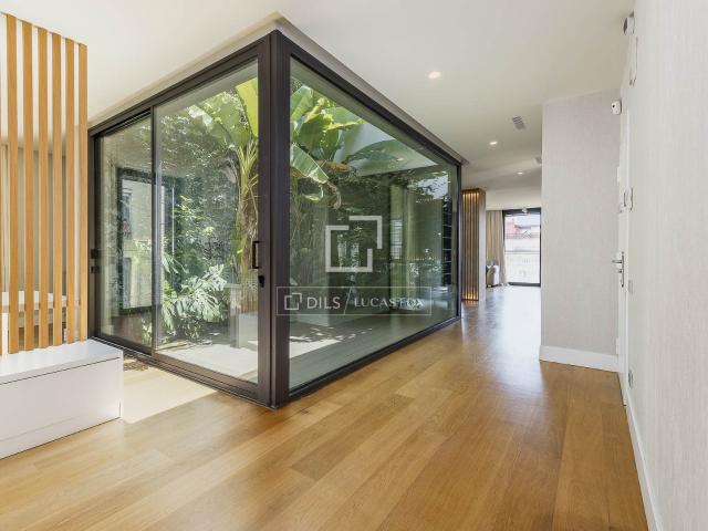 Esta vivienda verdaderamente excepcional se encuentra en el. 329m² Barcelona