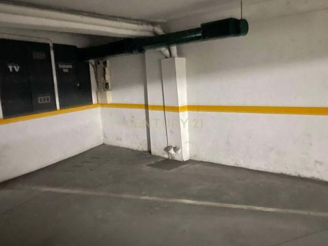 Estacionamento, lugar de garagem no Condominio de São Domingos, Évora