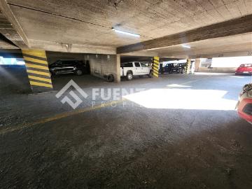 Estacionamiento en Venta en Santiago