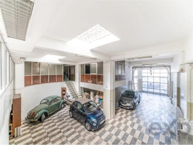 Estabelecimento Comercial / Armazém S. Domingos de Benfica. 233m² São Domingos De Benfica