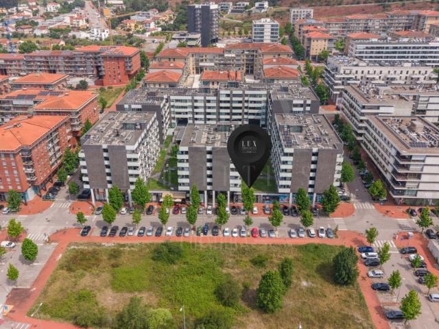 Estabelecimento comercial | Quinta da Portela, Coimbra