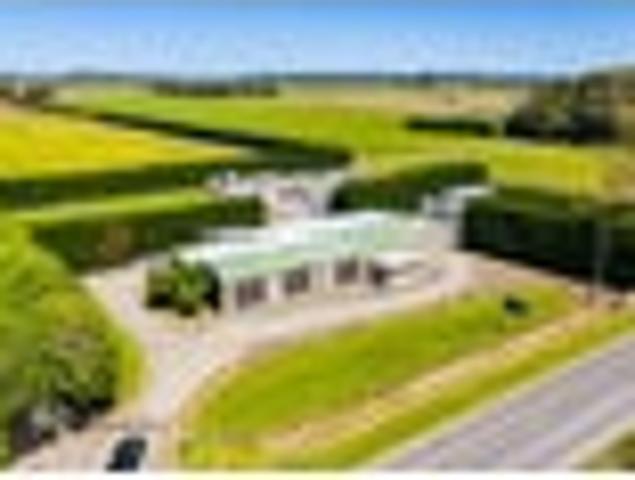 Established income home, cottage & shed
