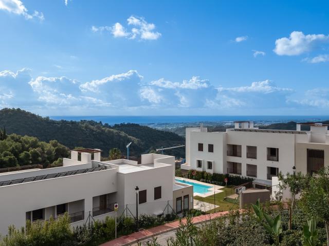Estas modernas casas adosadas de 3 dormitorios y 3 baños en. 299m² Istán