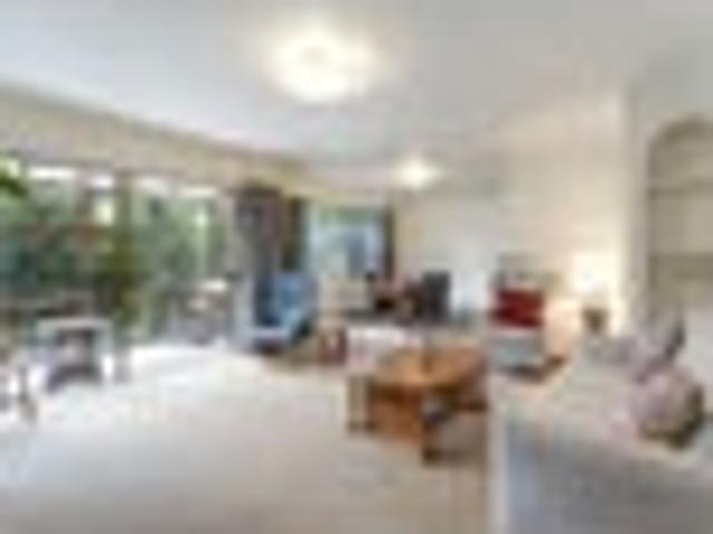 Estate Sale, Fantastic Location!