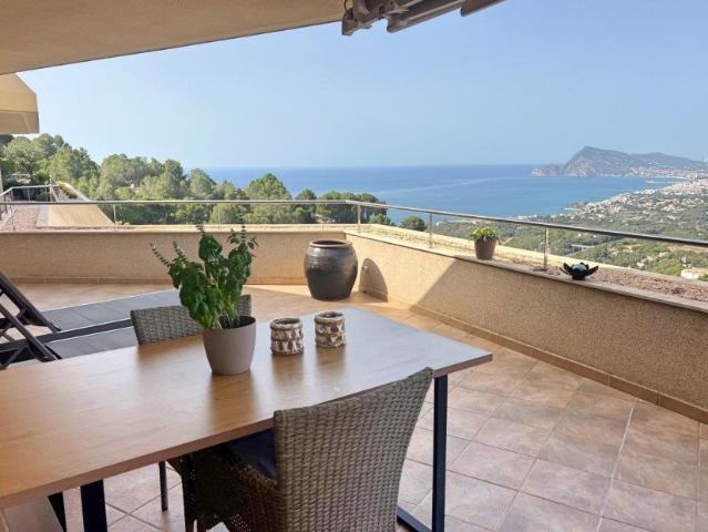 Este magnífico apartamento orientado al suroeste ofrece impr. 150m² Altea la Vella