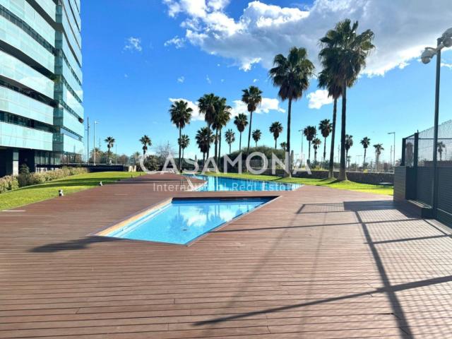 Este moderno apartamento de 102 m² se encuentra en uno de lo. 102m² Barcelona