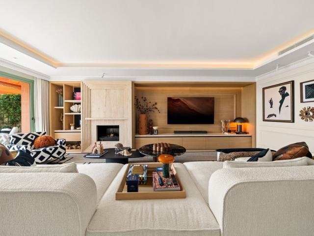 Este ático de dos dormitorios recién renovado ofrece un nive. 206m² Benahavís