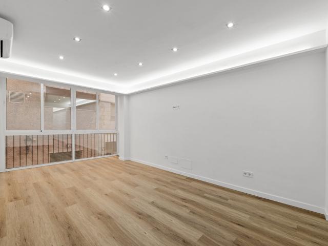 Este acogedor apartamento está situado en el corazón del Cen. 68m² Fuengirola