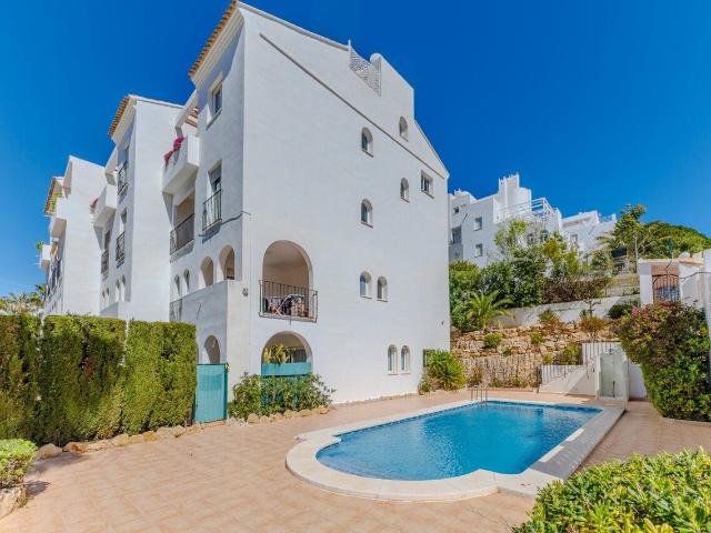 Este apartamento dúplex, muy bien presentado, se encuentra a. 130m² Jávea Xabia