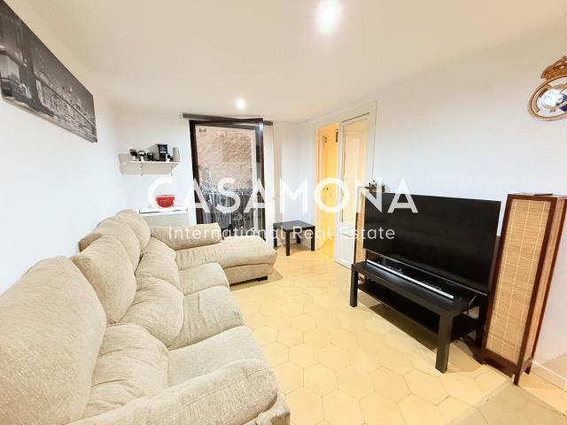 Este apartamento de 116m2 es muy único en estilo, y sería un. 116m² Barcelona