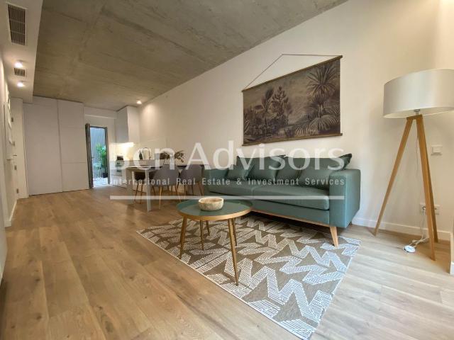 Este apartamento esta un edificio construido en 2020 con sol. 69m² Barcelona