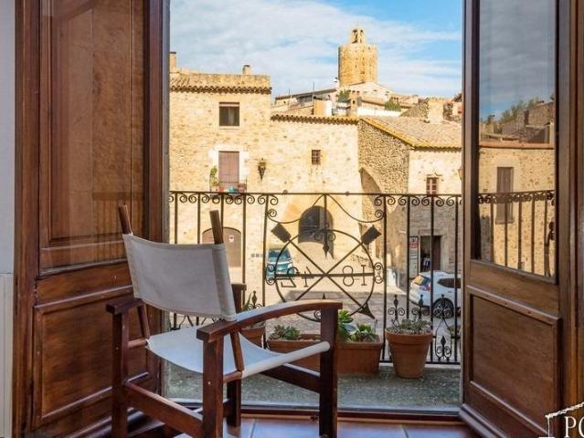 Este apartamento estudio situado en el corazón del pueblo m. 55m² Pals