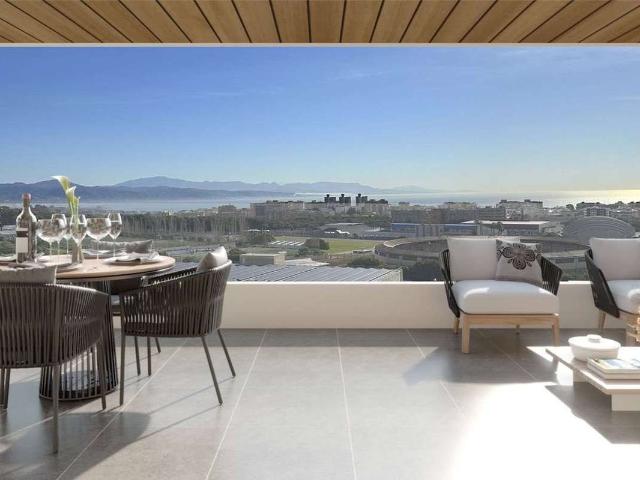 Este exclusivo desarrollo residencial se encuentra en Torrem. 104m² Torremolinos