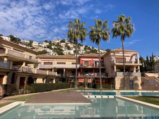 Este encantador apartamento está situado en el prestigioso c. 111m² Benissa