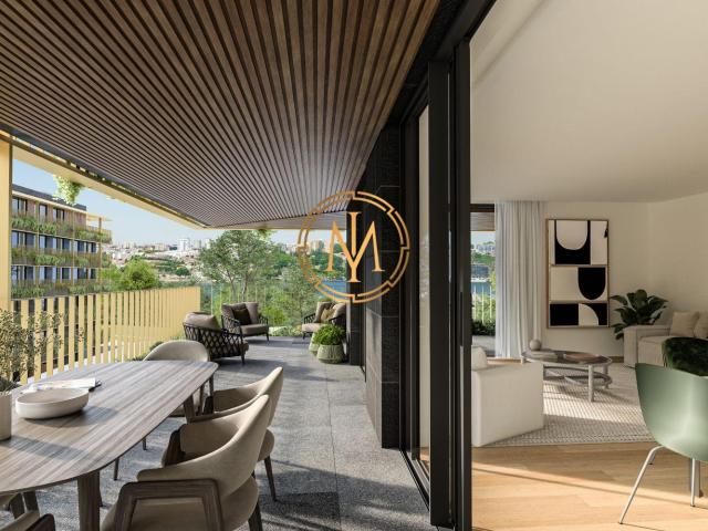 Este espetacular T3 com terraço, muita luz solar e Áreas mui. 130m² Vila nova de gaia santa marinha