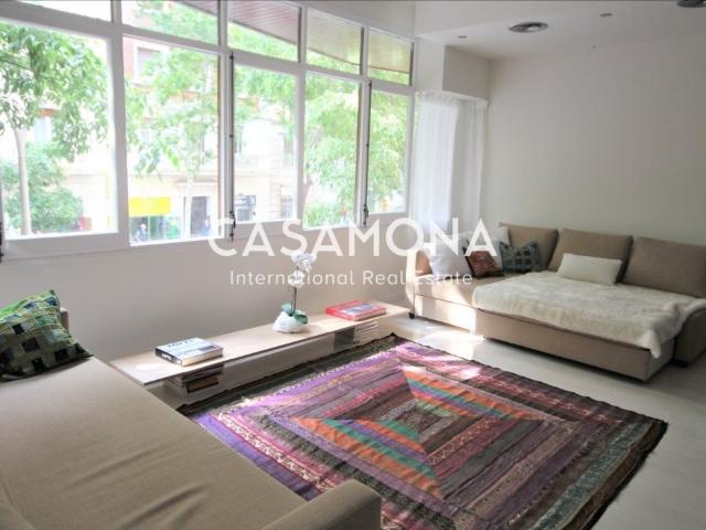 Este espectacular y muy lujoso loft de 90 m2 se encuentra en. 90m² Barcelona