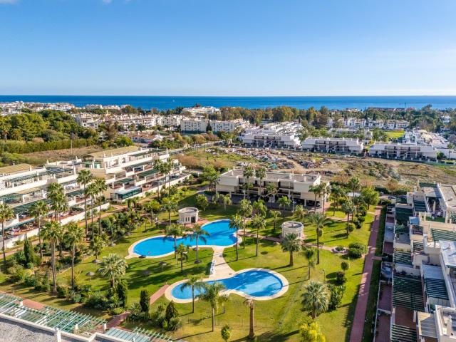 Este hermoso apartamento de dos dormitorios ofrece una gran. 92m² Marbella