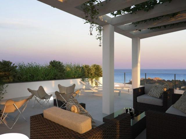 Este increíble residencial situado a la orilla del mar Cantá. 126m² Orihuela Costa