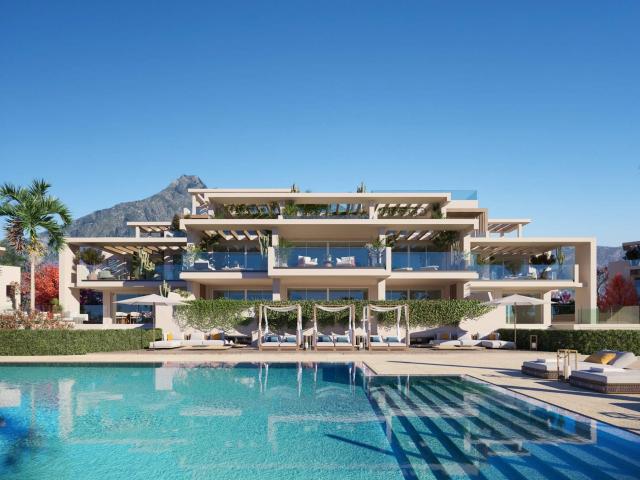 Este lujoso apartamento de 3 dormitorios y 3 baños está ubic. 351m² Marbella