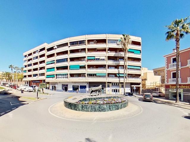 ¡Este vivienda no es solo un piso en el centro de Motril!