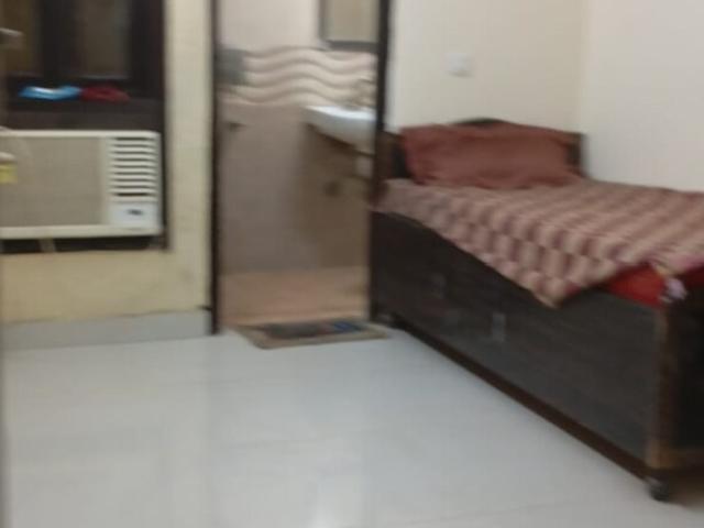 Esteem Complex 2 Bedroom 830 Sq. Ft. Builder Floor in Savitri Nagar Delhi Listing ID: #9031