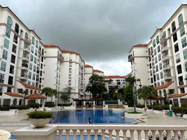 Estella Gardens D17, Condominium