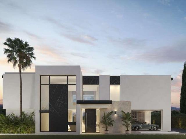 Estepona, en la Costa del Sol, cautiva con su encanto andalu. 582m² Estepona
