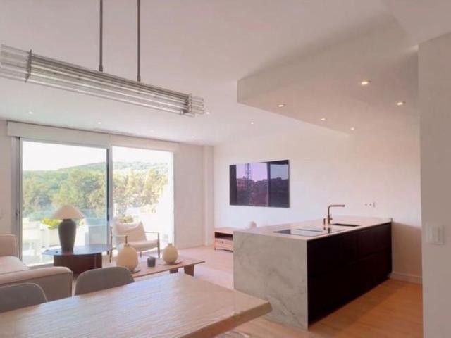 Middle Floor Apartment in Estepona