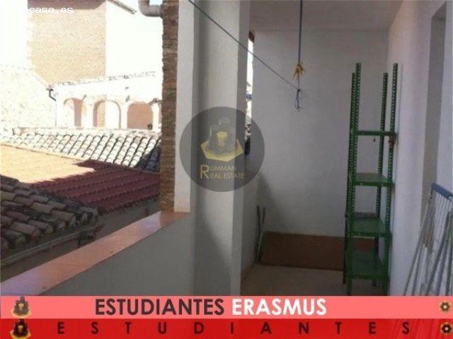EST/ERASMUS/ Piso de CUATRO dormitorios en Albaicín Bajo
