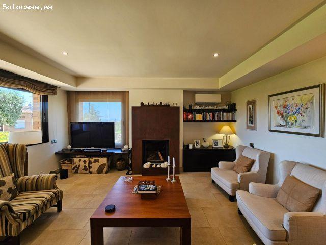 ESTEVE REAL ESTATE — ESPECTACULAR VILLA DE DISEÑO CON VISTAS EN LA GARRIGA