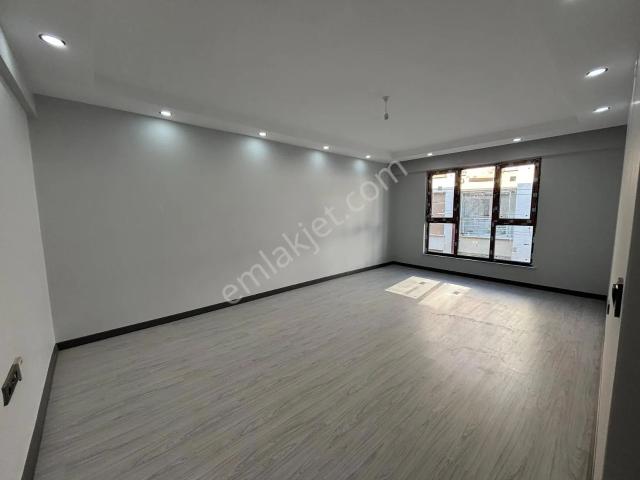 Estorıa'dan Şarhöyük Mh Muhtarlık Yakını Sıfır 2+1 Daire