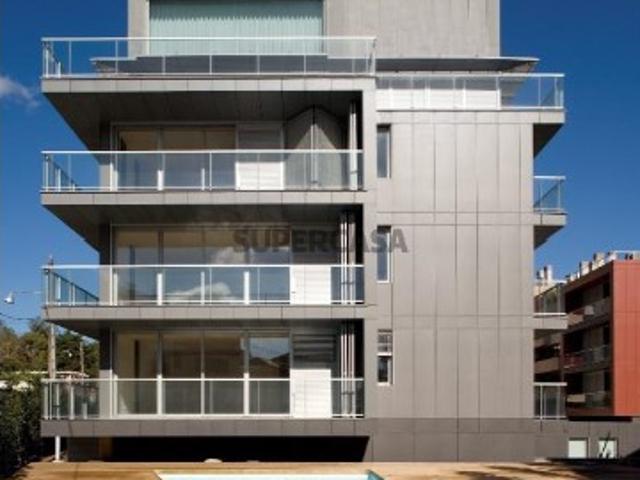 Estoril Avenida Aida, Apartamento T3 em Condomínio de Prestígio junto ao Jardim do Casino e Praia do Tamariz