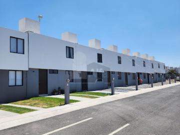 Estrena moderna casa en Corregidora