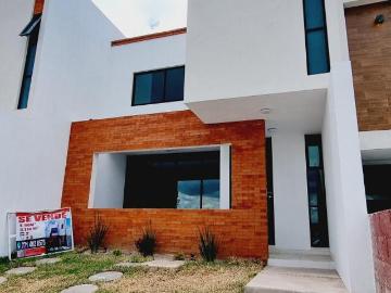 ESTRENA BONITA CASA EN VENTA EN PRADOS DE SAN CRISTOBAL MINERAL DE LA REFORMA