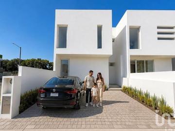 Estrena Casa con Roof Garden y Vista a la Malinche – Cerca de FINSA