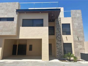 Estrena casa de 3 Niveles en Privada Freinet